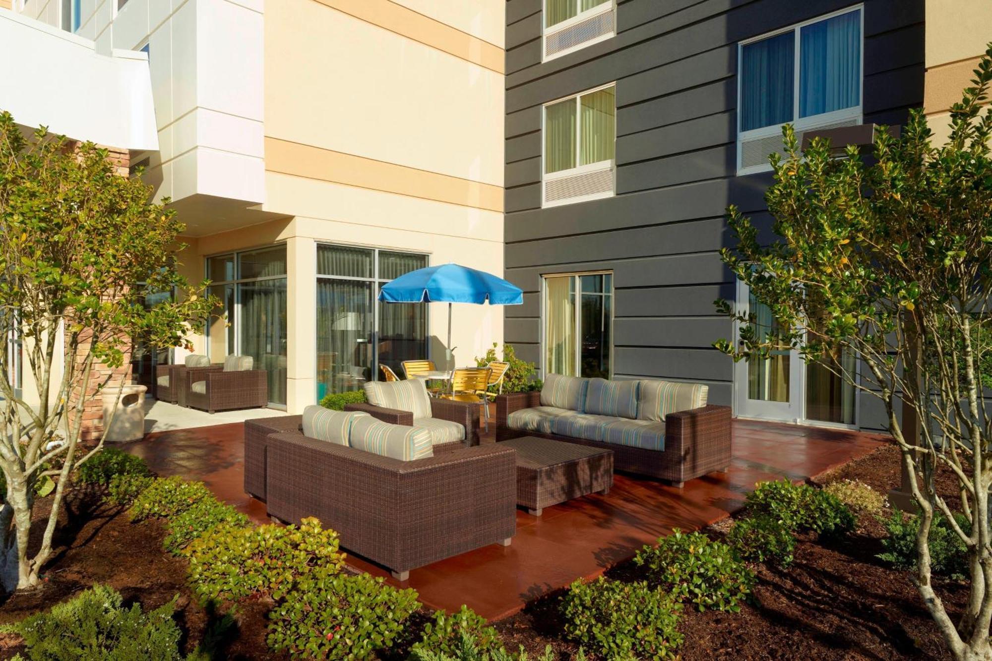 Fairfield Inn & Suites By Marriott Fayetteville North Eksteriør bilde